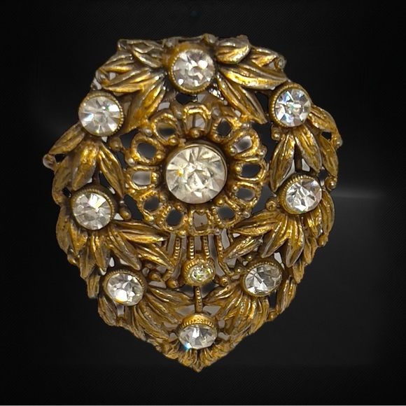 Vintage Retro Open Work Design Brassy Pot-metal & Clear Glass Stone Fur Clip - Picture 2 of 6